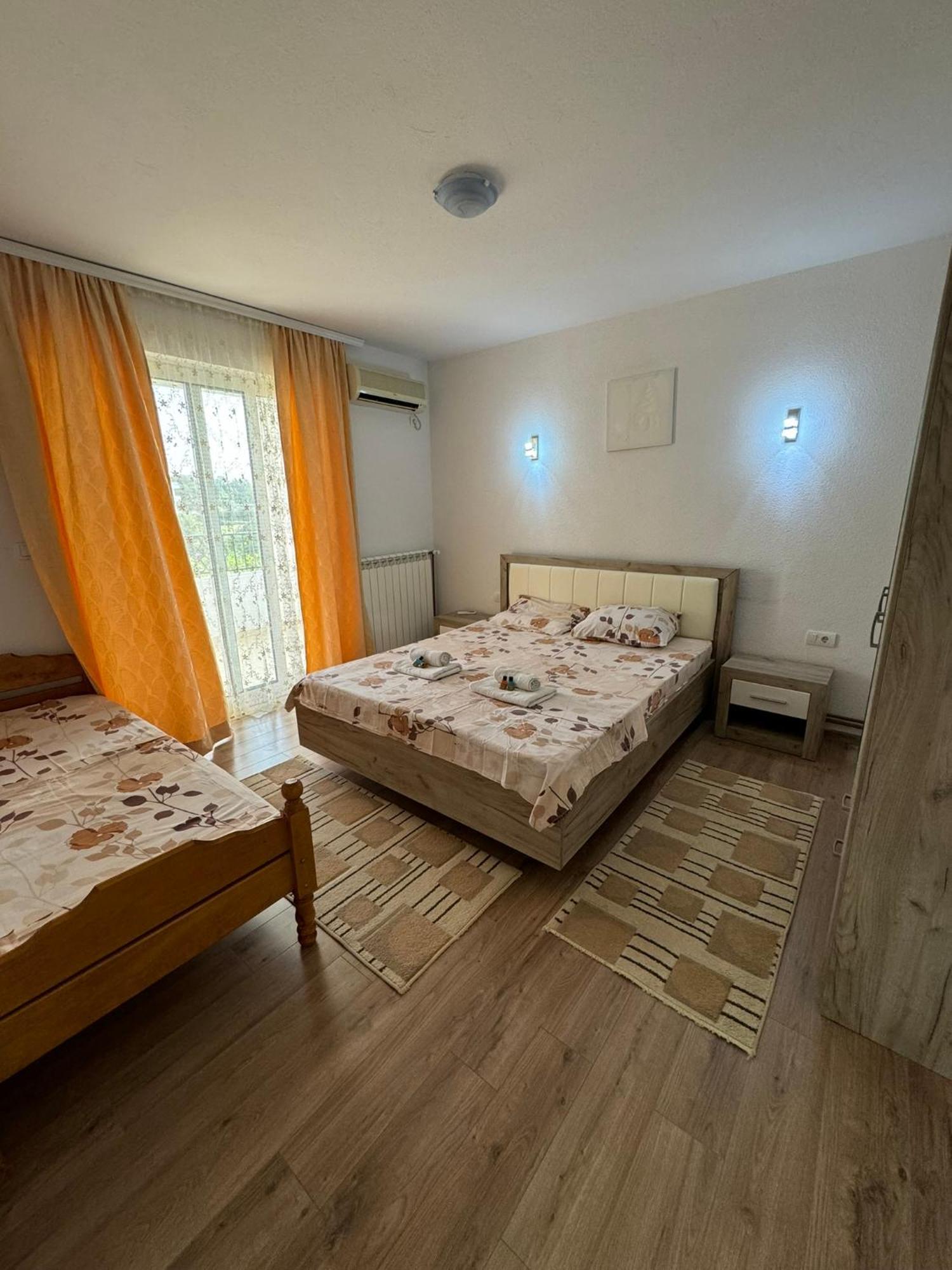 Berin Apartments Ulcinj Eksteriør bilde